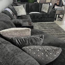 Mammoth Dark Gray High Quality Huge Sectional Couch with Cuddler by Jackson Furniture/P