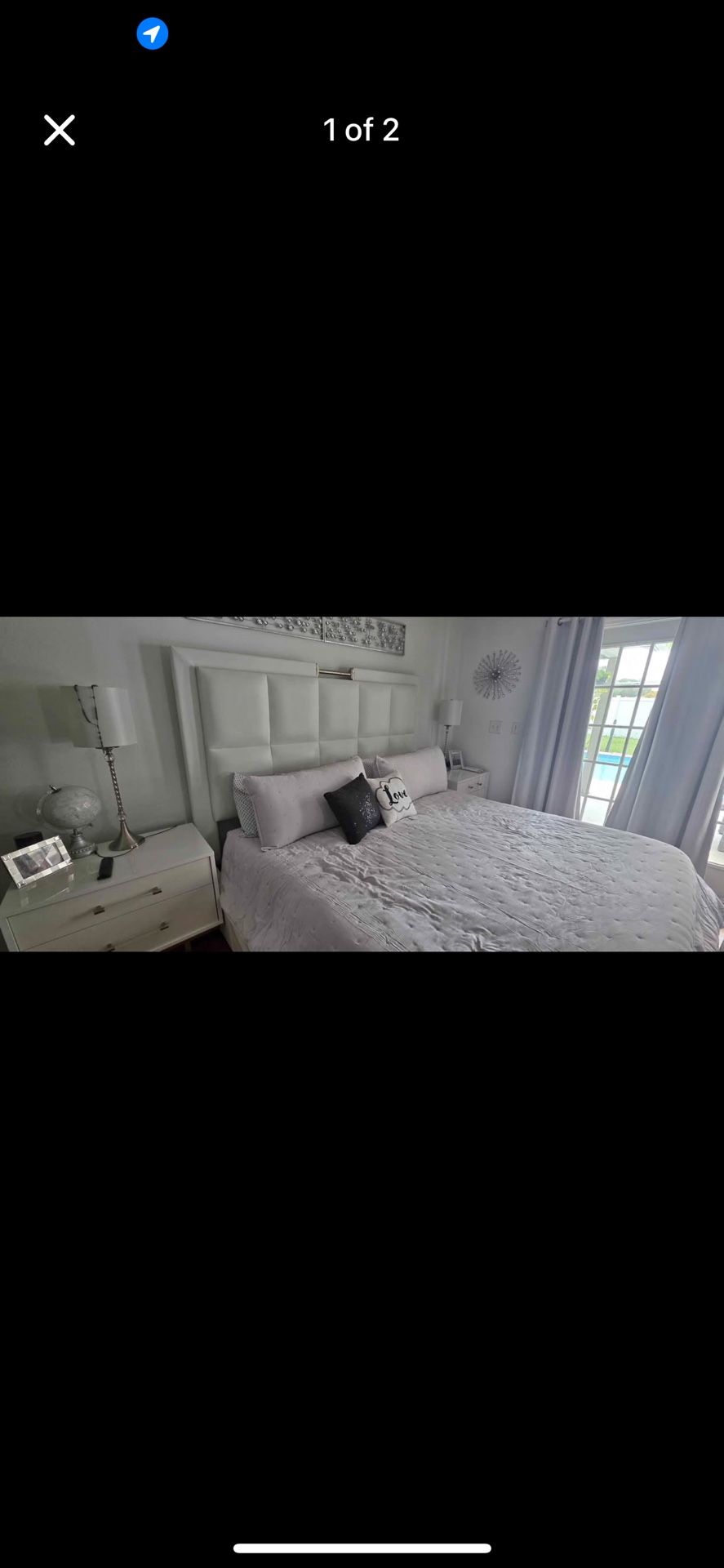 Bedroom set king with 2 nightstands and dresser with mirror.