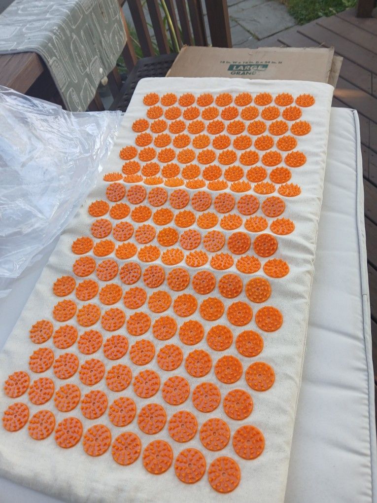 Pressure Point Yoga Mat