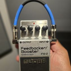 Boss feedbacks Booster Guitar Pedal