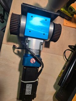 Planetary gearbox with delta servo motor