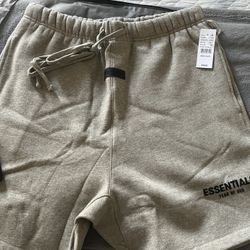 essential shorts dark gray only size m
