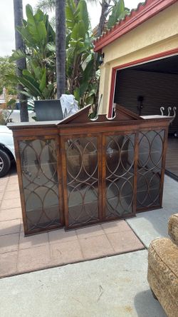 Free Cabinet! Gratis!