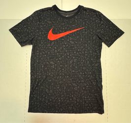 Pre Owned Good  Nike Dri Fit  T Shirt  AOP Printed  Black Infrared  Men  Size Small