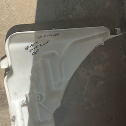 2013 BMW 328i Windshield Washer Reservoir Tank 61-66-7-241-672