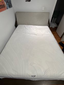 Queen Bed Complete Set Up $149 OBO