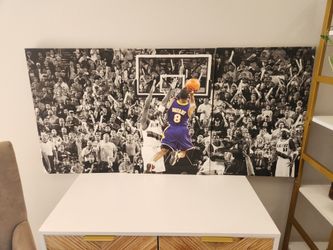 Iconic Game Winning Kobe Bryant 3-Panel Wall Decor
