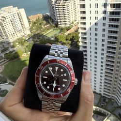 Tudor Black Bay 58 Burgundy