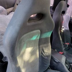 Gtr 32 Seats