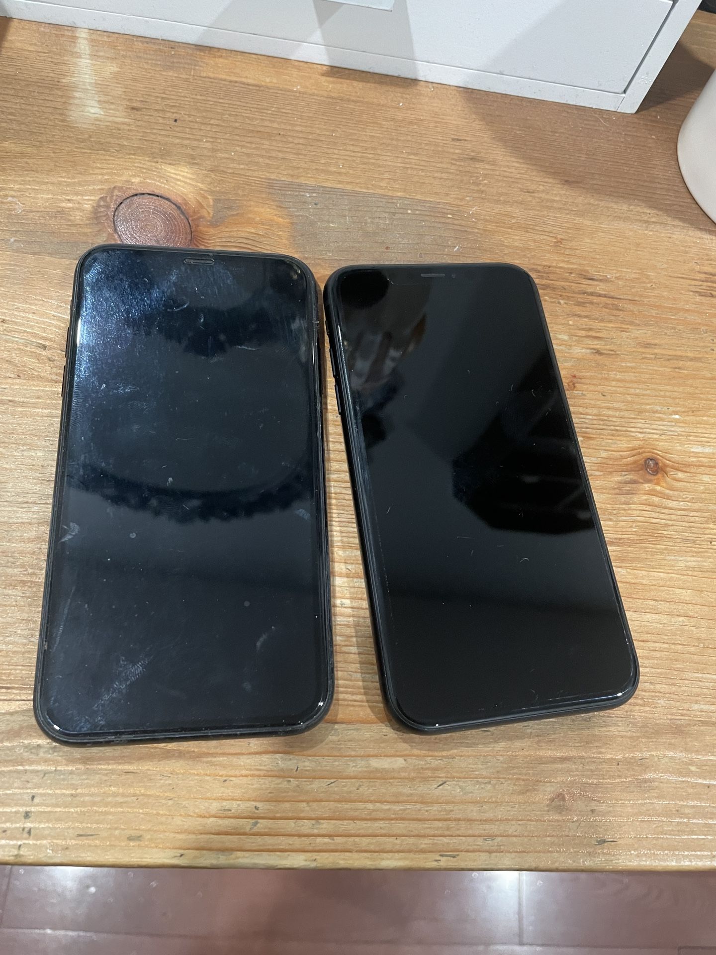 2 iPhone XR 64g. $125 Each Firm ATT