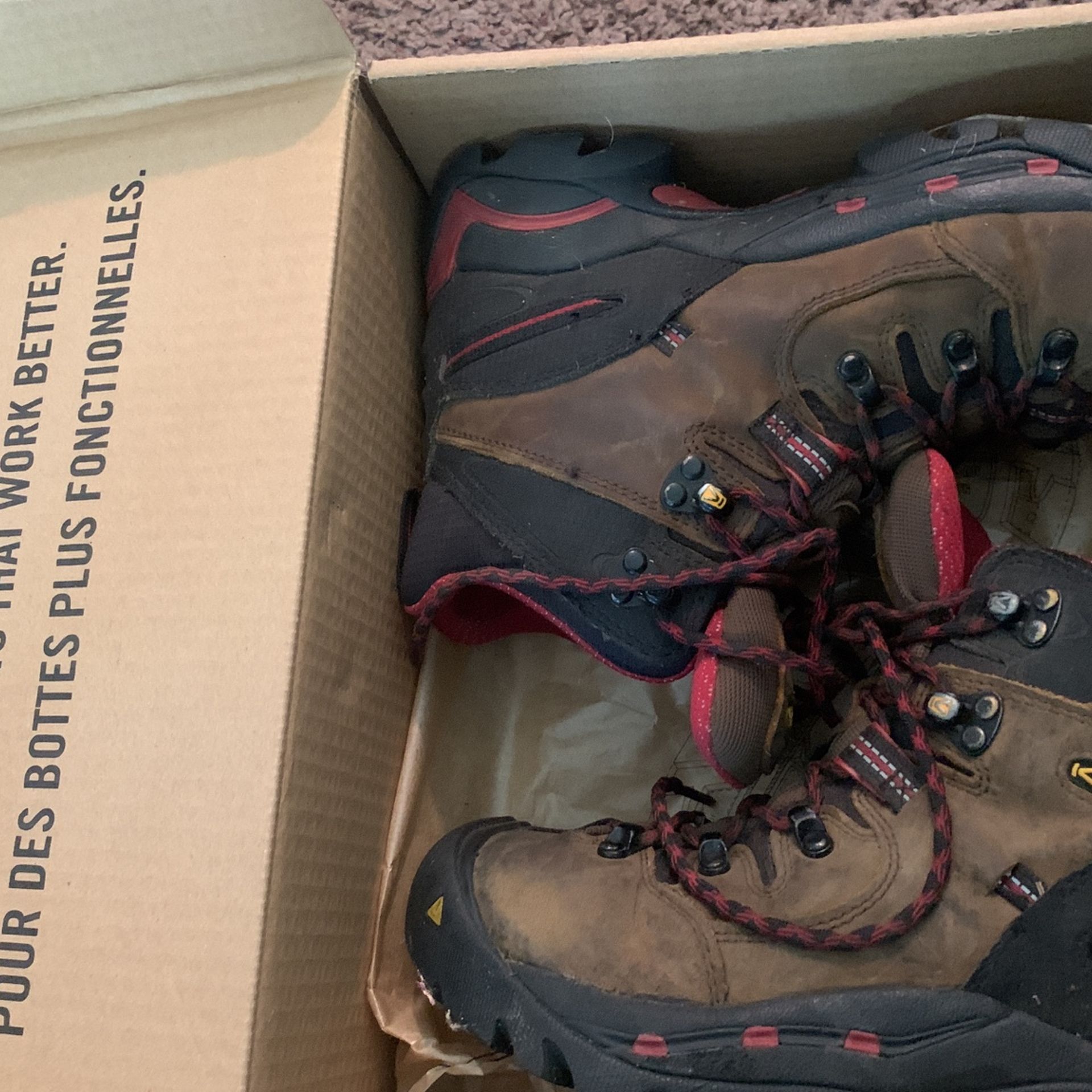 Keen steel-toe Boots Size 7