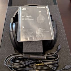 Sennheiser HD660S headphones