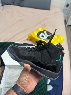 Jordan 11’s Gammas sz 5.5y