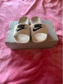 Nike Sandals size 7