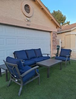 Patio furniture good condition