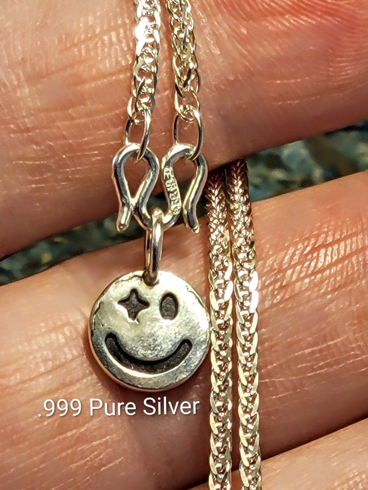 .999 Fine Silver Smiley 