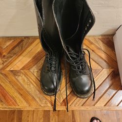 Like Brand New Steel Toes Docs Size 4