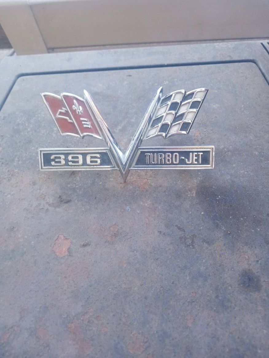 Muscle Car Car Emblem Rare Not Many In Circulation
