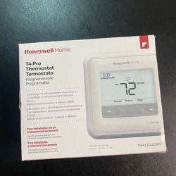 Honeywell T4 Pro Programmable Thermostat - TH4110U2005/U