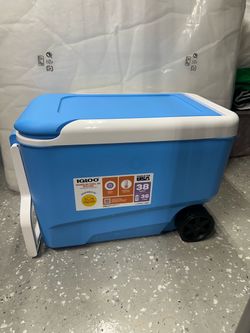Cooler with wheels (new)