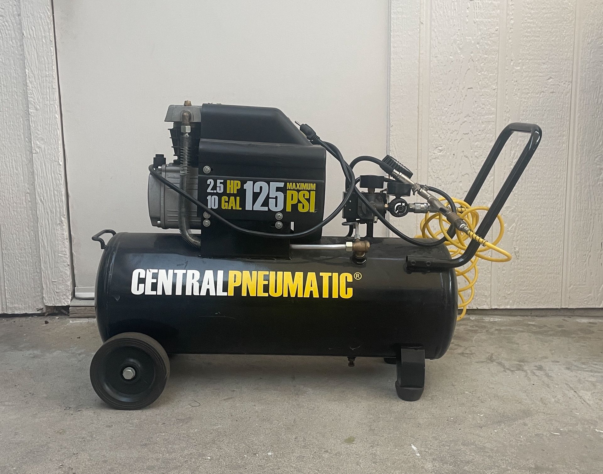 CENTRAL PNEUMATIC AIR COMPRESSOR