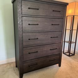 Montana Dresser 