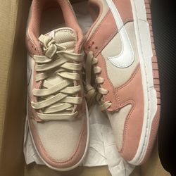Nike Dunk Low Red Stardust Size 9 New