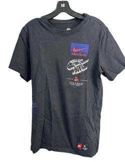 Men’s Black graphic Nike T-shirt  In good condition  Size S