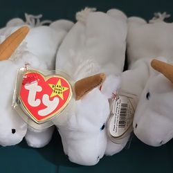 Ty Beanie Babies Mystic The Unicorn Lot Of 4 Tan  Horns And 2 Iridescent Horns NWT 