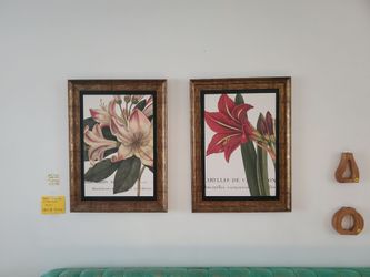 Large frame flower print