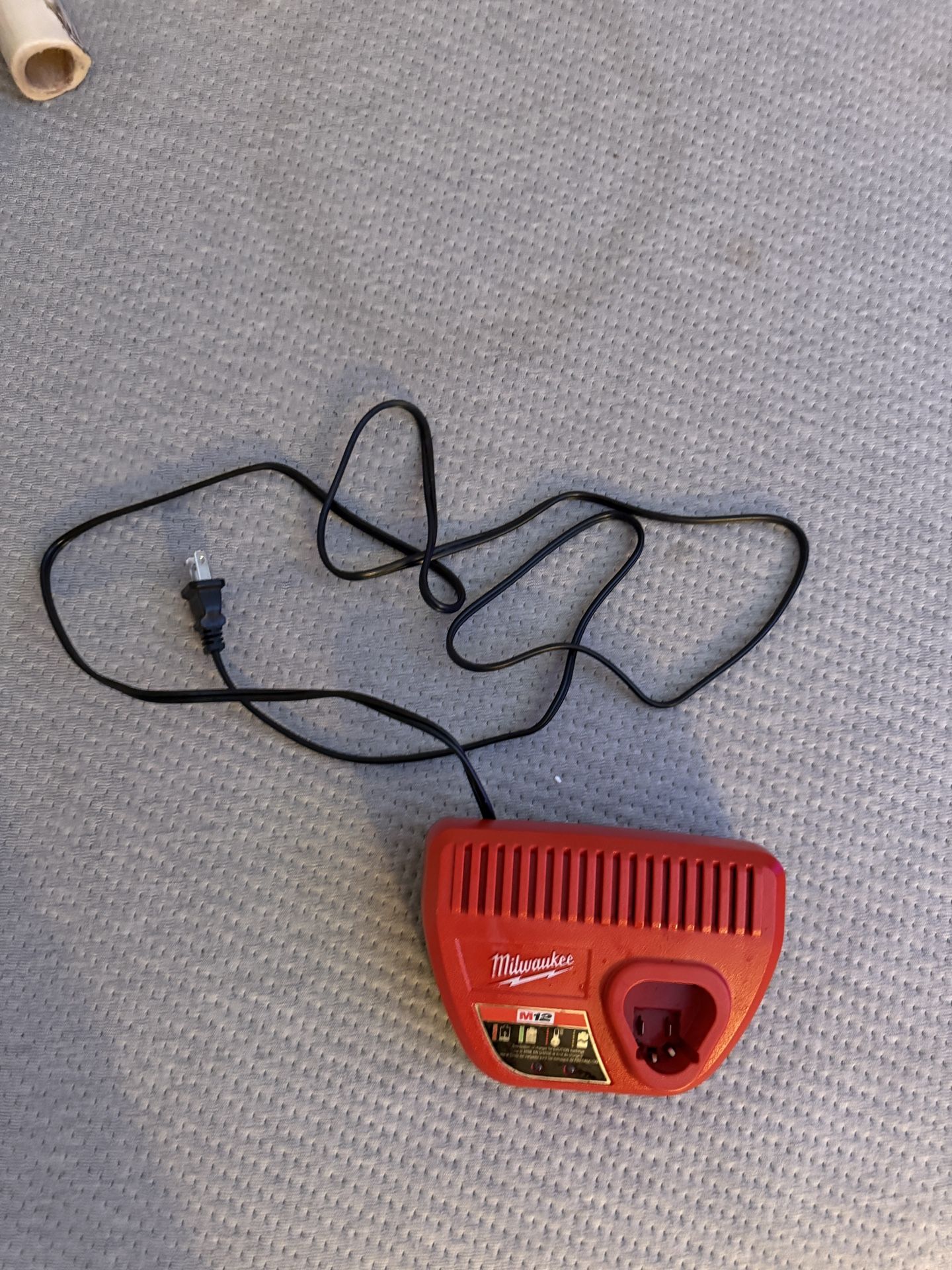 Milwaukee M12 Charger
