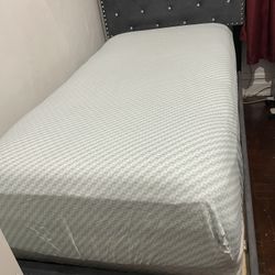 Twin Soft Mattress With Bed frame 