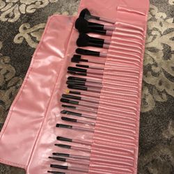 26 New Makeup Brushes