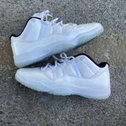 Jordan 11 Low “Legend Blue”