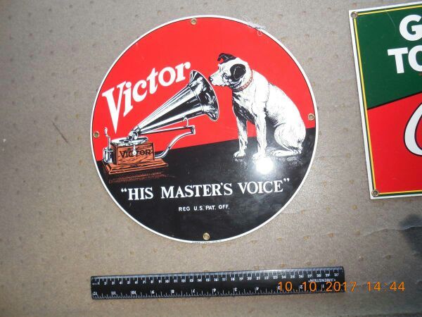 RCA nipper victrola ande Rooney porcelain sign $20 Everson Washington