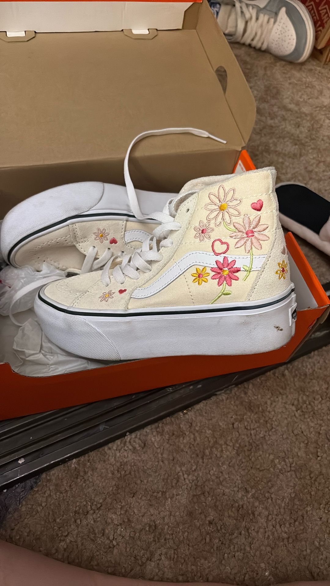 Size 5.5 Women Vans