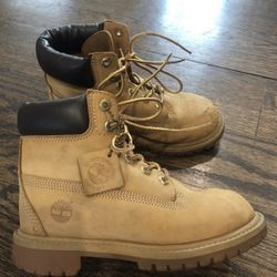 LITTLE BOYS SIZE 13 TIMBERLAND BOOTS 