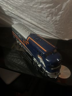 Bachmann Denver Broncos NFL Model Train Locomotive Collectible