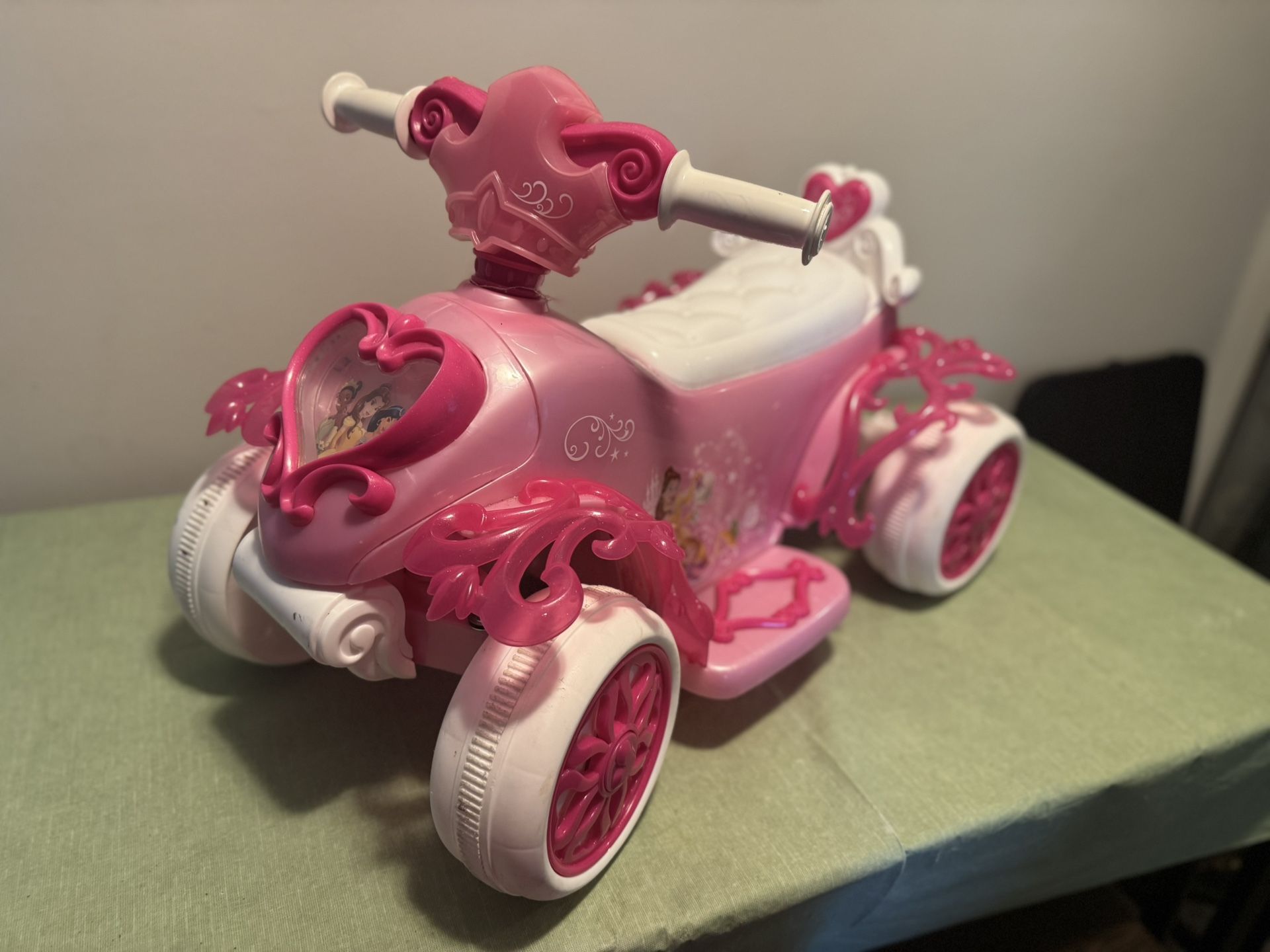 Disney Princess Ride-on car