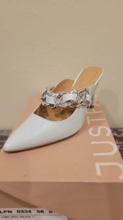 Womens shoes