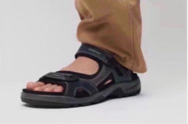 ECCO Men’s Yucatan Sport Sandal Size 47