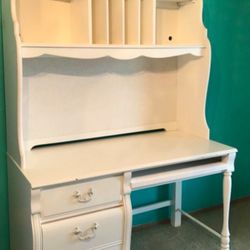 Gorgeous White Desk by Stanley Furniture