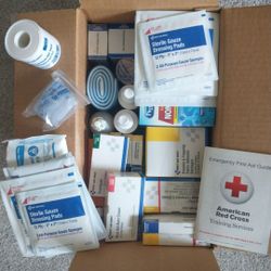 Grainger First Aid Kit , 100 People Served