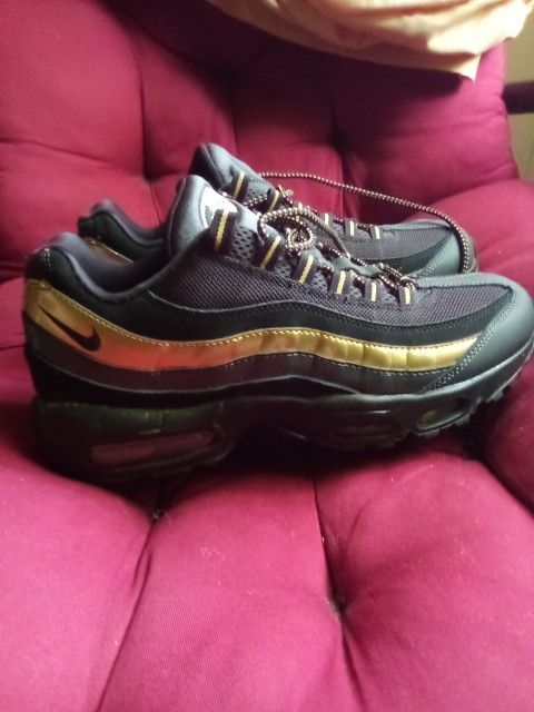 Men's Nike Air Max Shoe