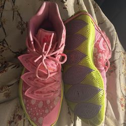 Nickelodeon Pink Kyries Size 11 Send B/O 