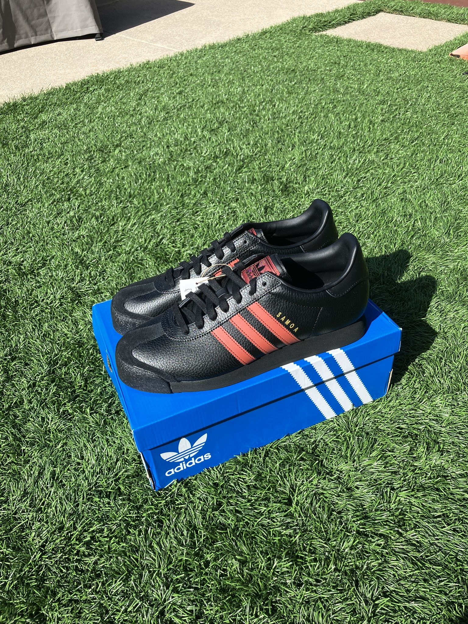 Adidas Samoa Black And Red Size 10