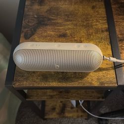 Champagne Gold Beats Pill
