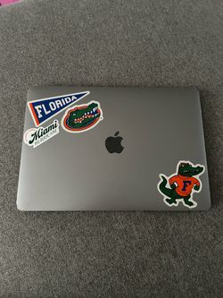 MacBook Pro 13-inch 2020 | Intel i5 | 16GB 1TB | 4 Thunderbolt Ports