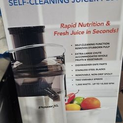 PowerXL Juicer - Like New 