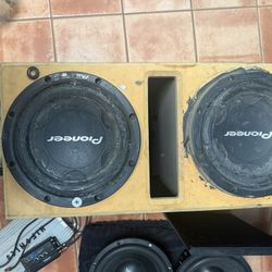 Pioneer Speakers 